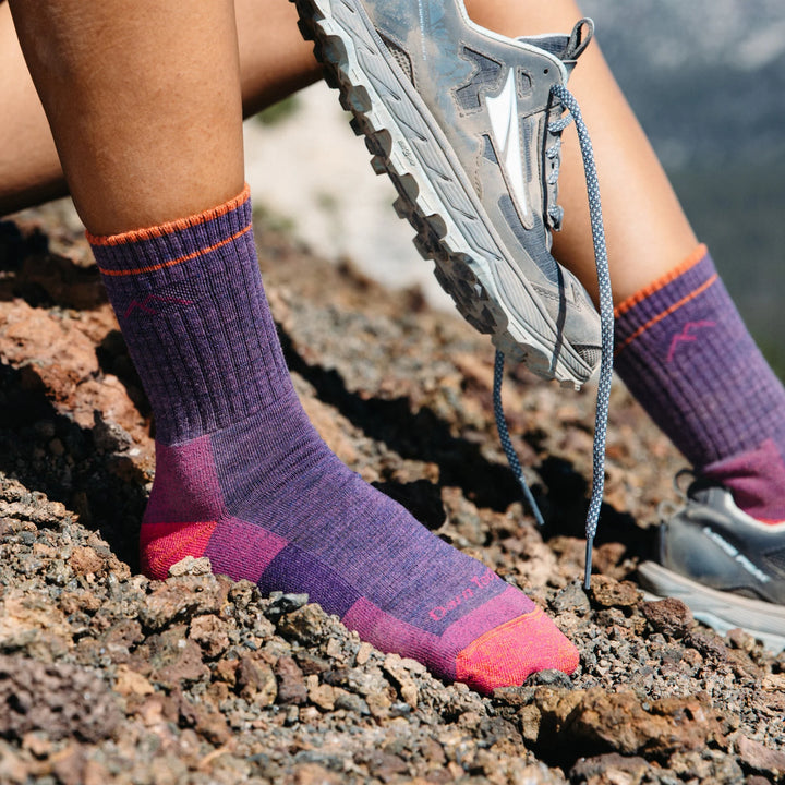 Darn Tough - Women's 1903 Hiker Micro Crew Midweight Hiking Sock - Plum Heather