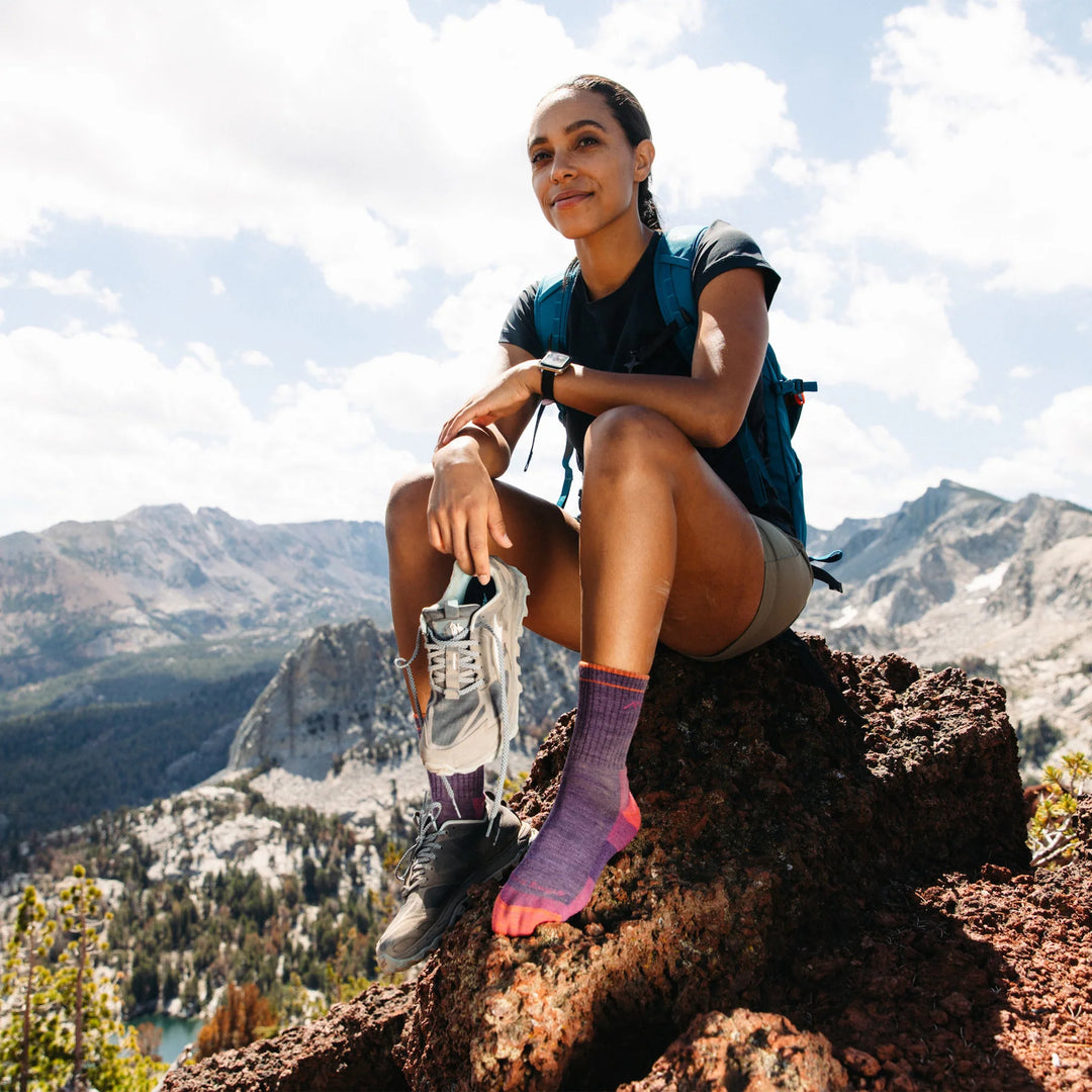 Darn Tough - Women's 1903 Hiker Micro Crew Midweight Hiking Sock - Plum Heather