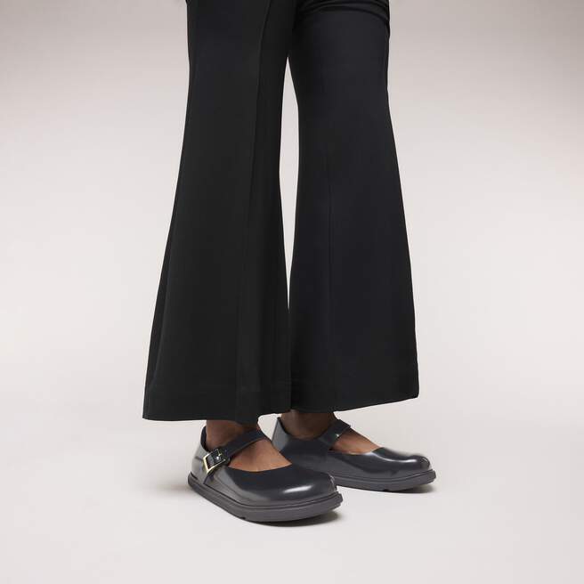 Birkenstock - Mantova Droplet Buckle - Black Patent Leather