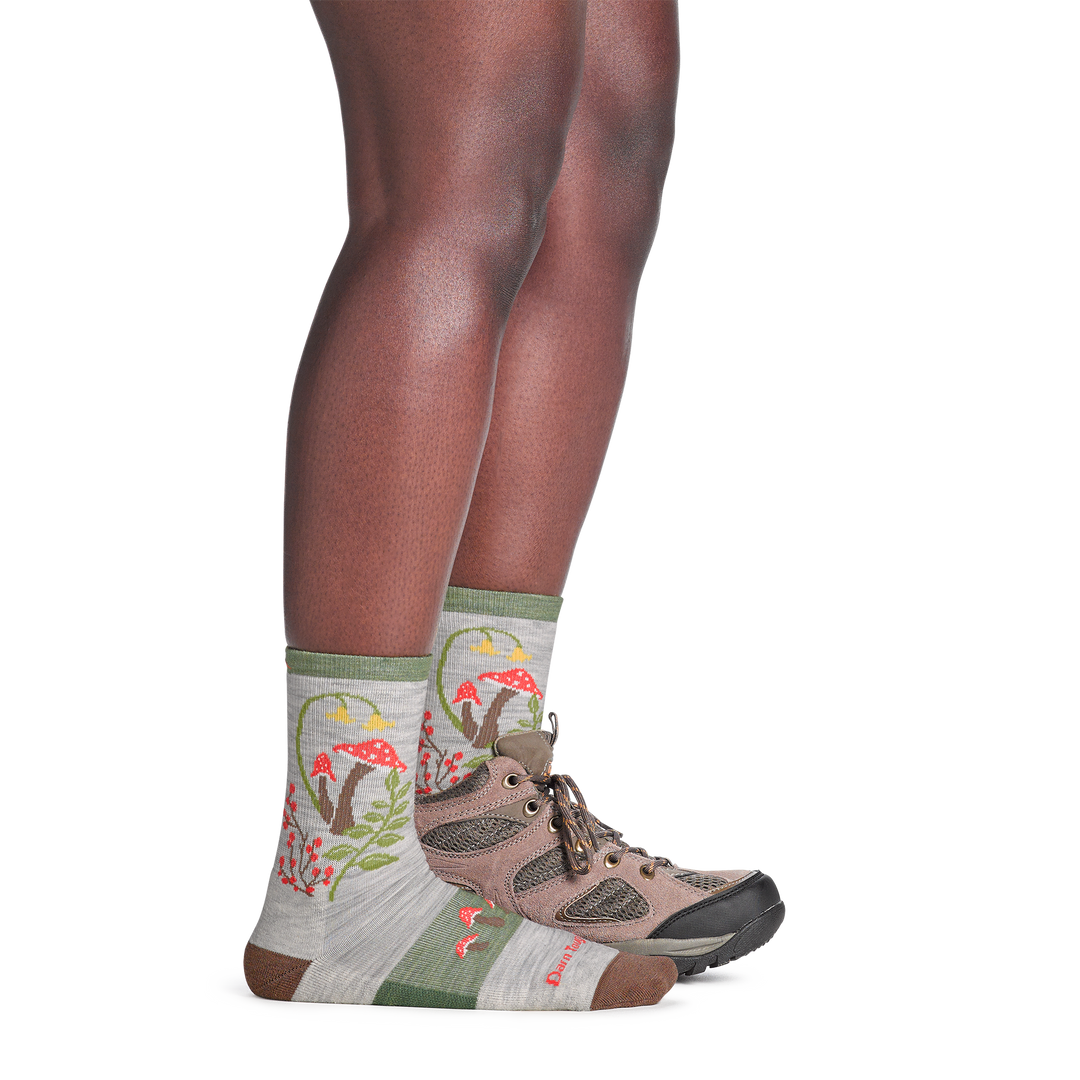 Darn Tough - 5026 Women's Mellow Mushrooms Micro Crew Lightweight Hiking Socks - Ash