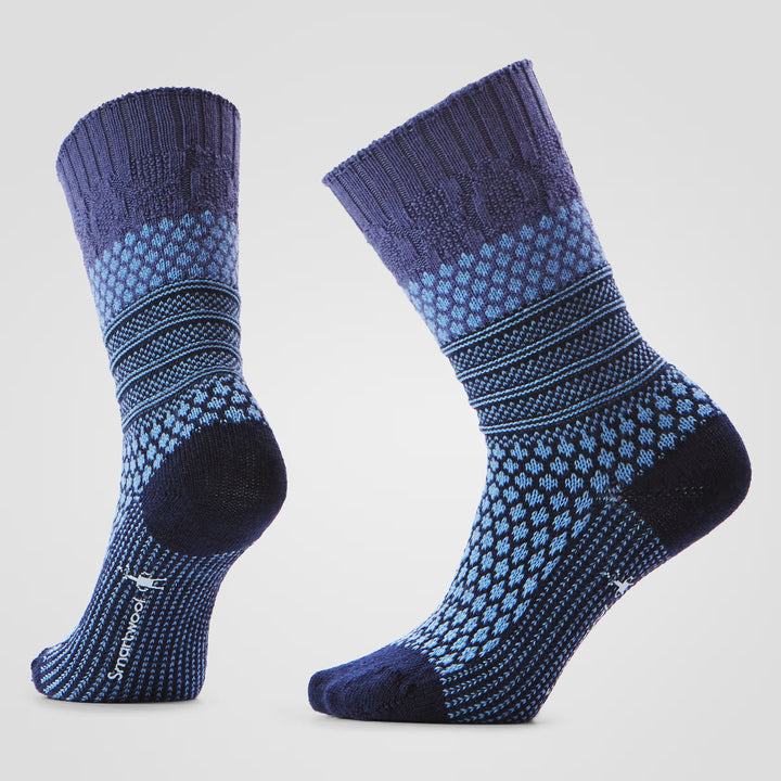Smartwool - Unisex Everyday Popcorn Cable Full Cushion Crew Socks- Serene Blue