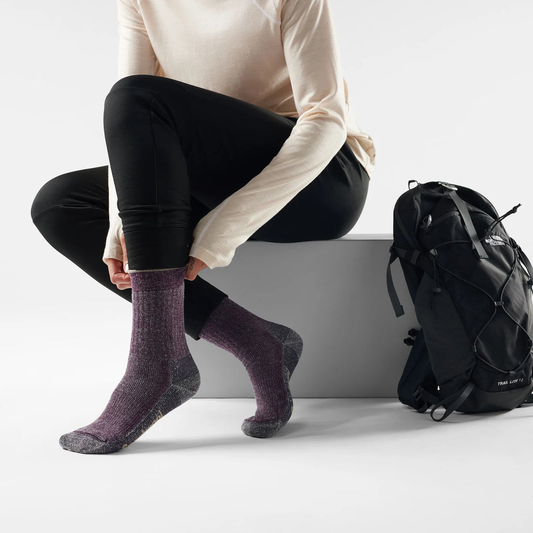 Smartwool - Hike Classic Edition Second Cut Full Cushion Crew Socks - Purple Iris