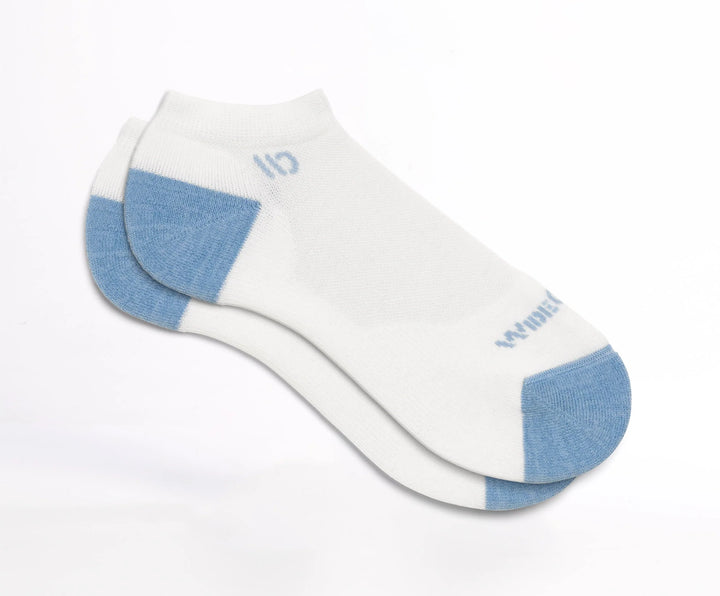 Wide Open - 9500 Women's Solid Cushioned No-Show Socks - White