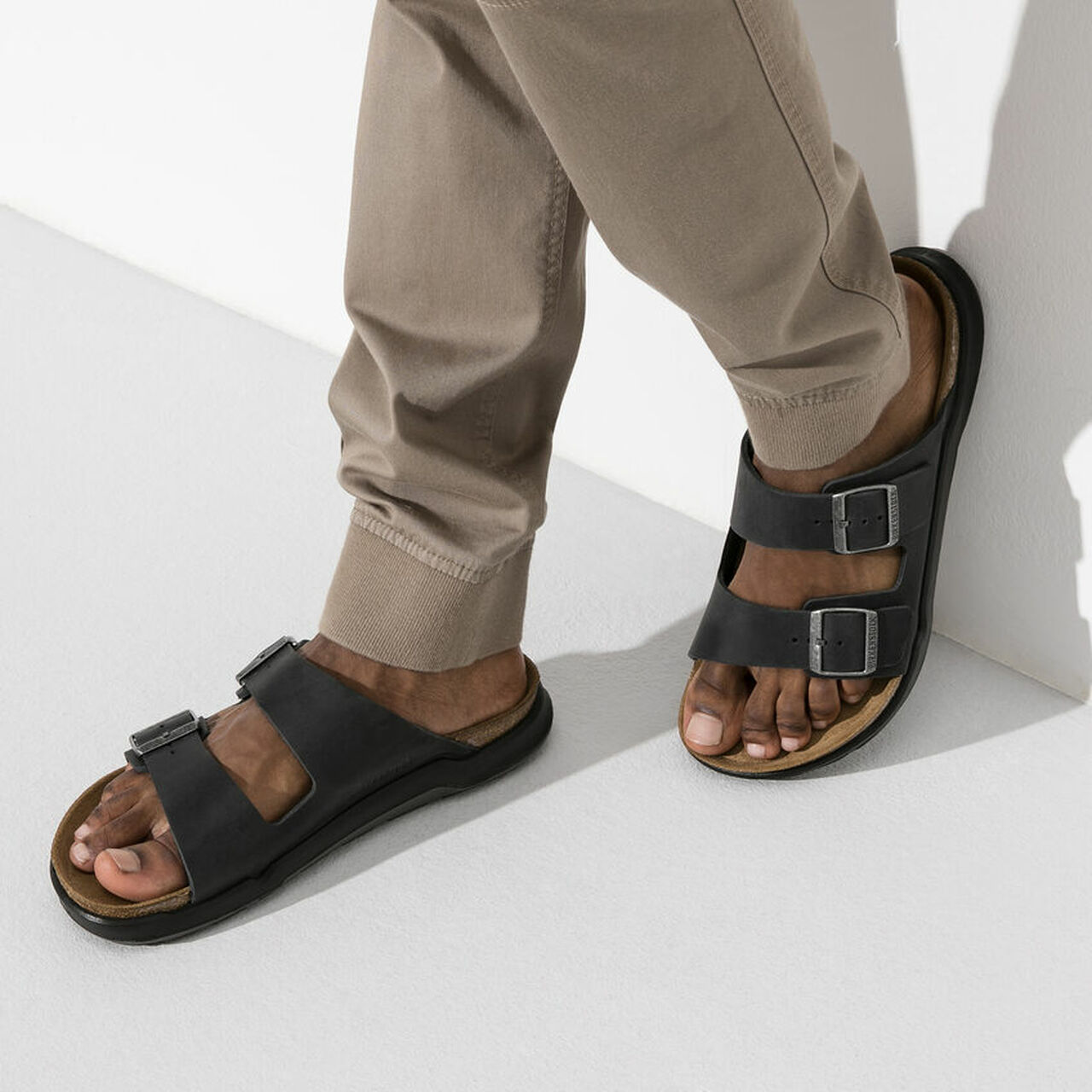 Birkenstock - Arizona Rugged - Faded Black Oiled Leather – Fourth